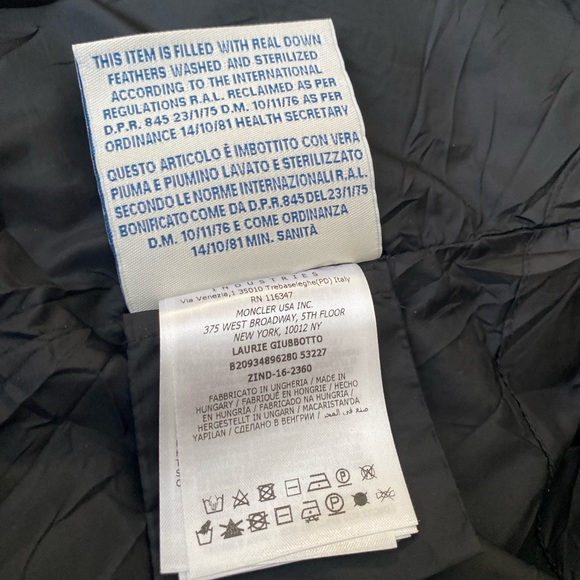 Moncler Laurie Down Filled Puffer Vest with Hood - Picture 14 of 16